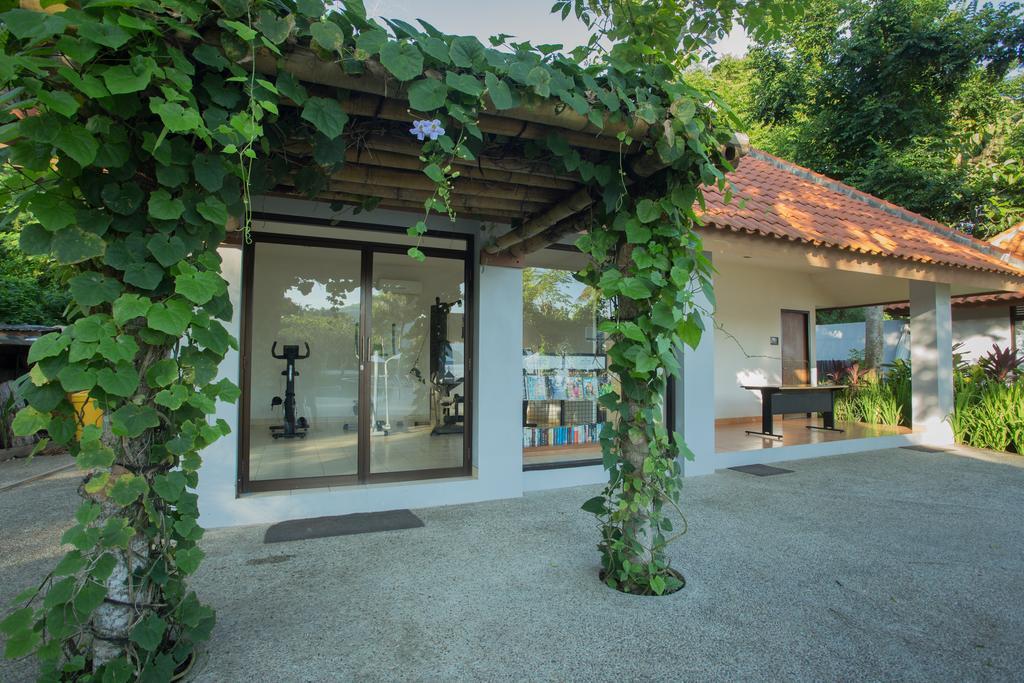 לבואן באג'ו Bintang Flores Hotel מראה חיצוני תמונה