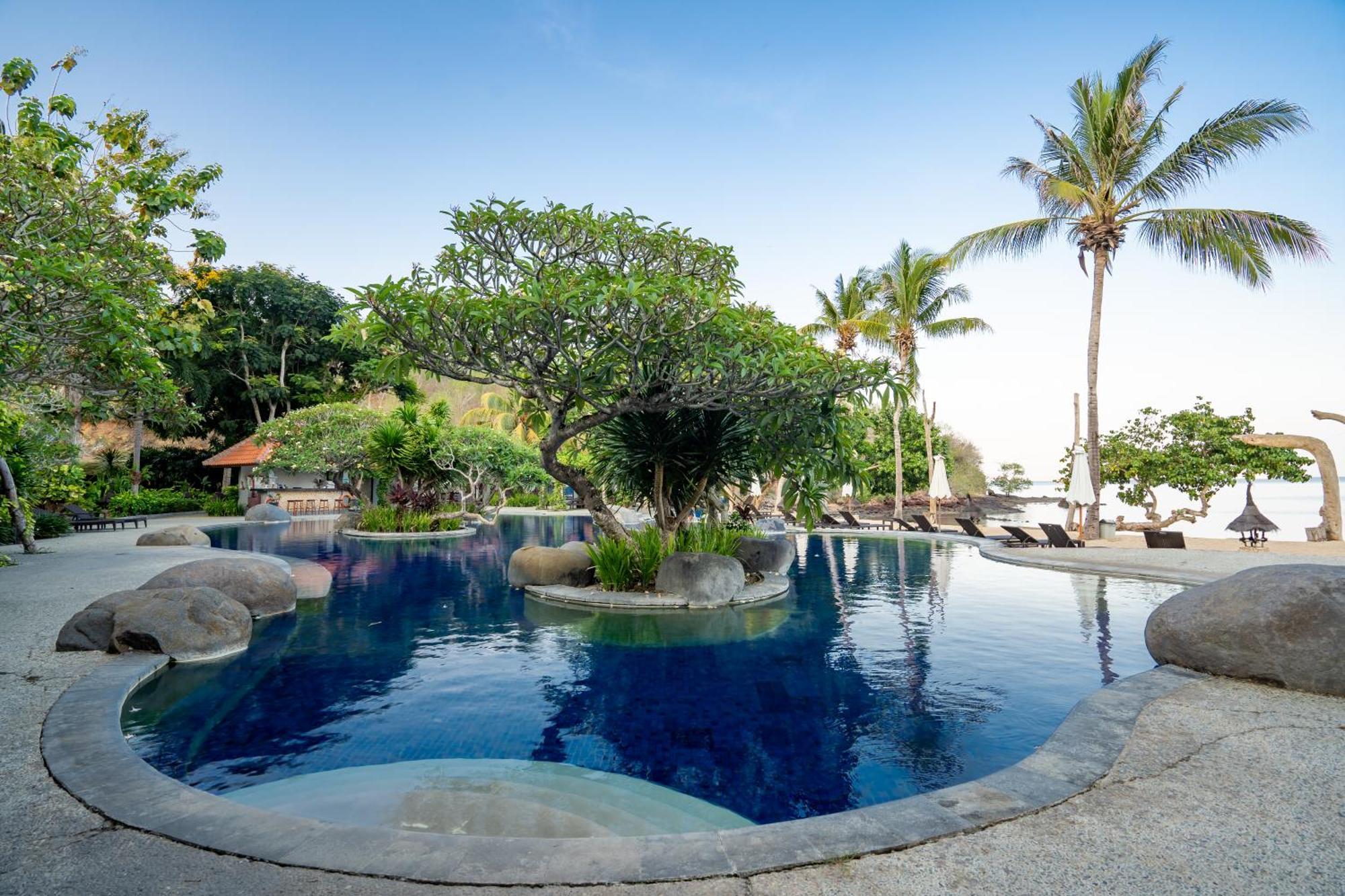 לבואן באג'ו Bintang Flores Hotel מראה חיצוני תמונה