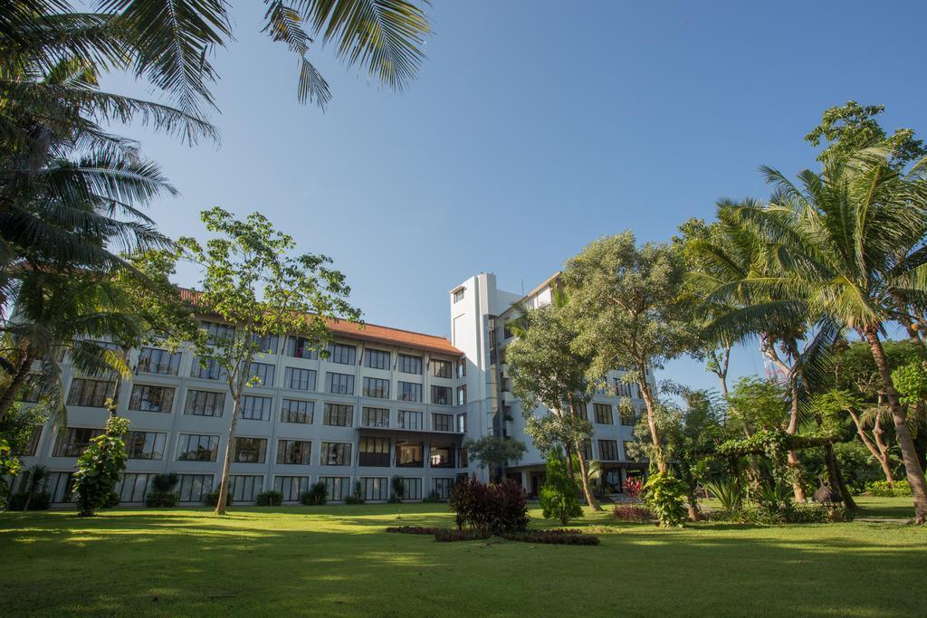 לבואן באג'ו Bintang Flores Hotel מראה חיצוני תמונה
